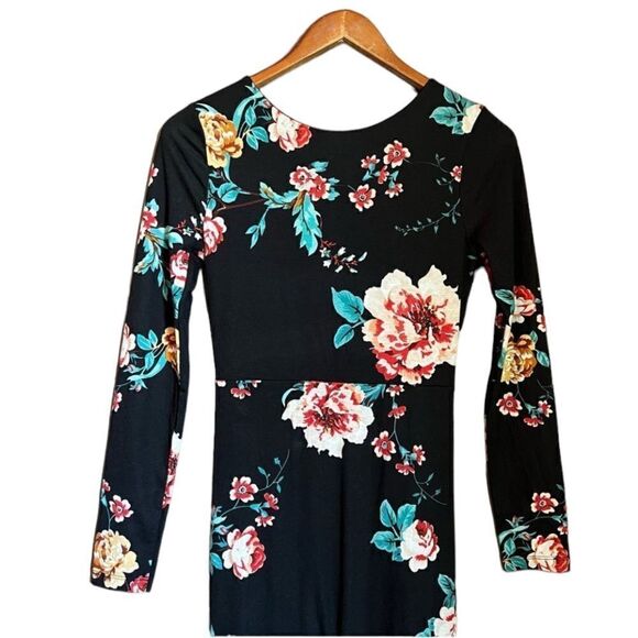 NWT! Jluxlabel floral long sleeve dress - Picture 4 of 13